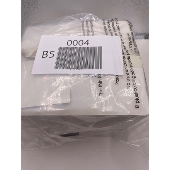 Lenox 2000 Santa Claus Ceramic Ornament with Gift Bag Gold Accents - Picture 7 of 7